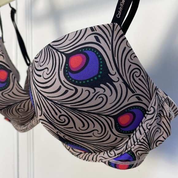 CALVIN KLEIN peacock feather print padded bra - Picture 3 of 11